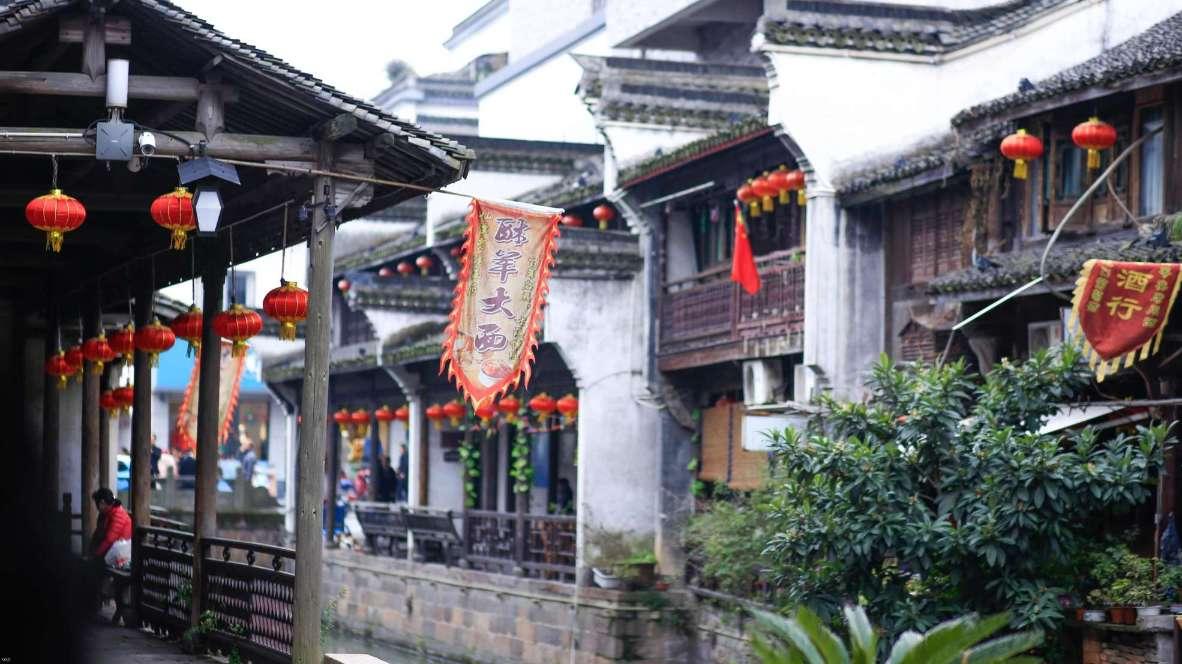 救援居曼基女孩